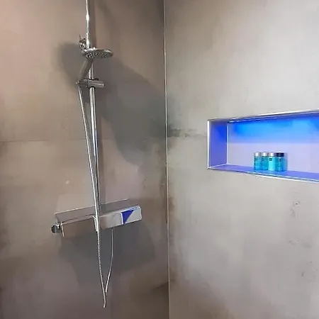 Apartment Elke Maria With Overflow Pool And Hydromassage